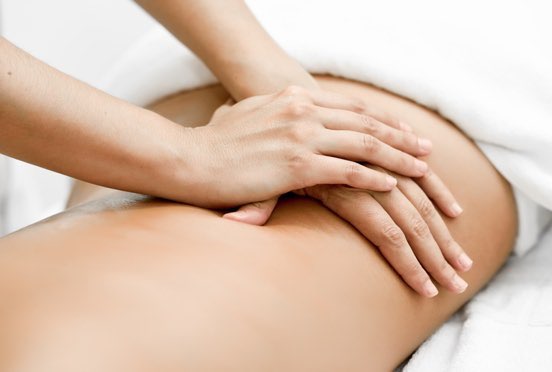Massage und Körperpflege